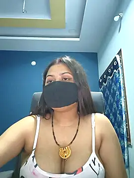 Snapshot of SassyWildCouple chatting on September 2025 04:06:02 PM SassyWildCouple online show from September 2025 04:06:02 PM