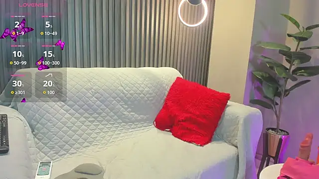 Snapshot of biancaa_18 chatting on December 2025 07:42:02 PM biancaa 18 online show from December 2025 07:42:02 PM