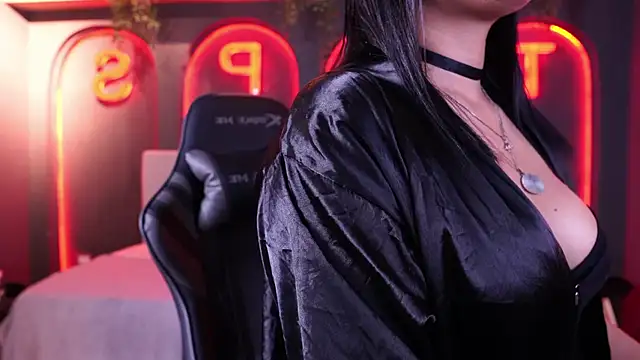 Snapshot of Roma_hells chatting on September 2025 06:43:02 PM Roma hells online show from September 2025 06:43:02 PM