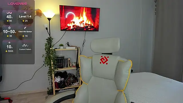 wwow meow online show from April 2026 04:46:02 AM