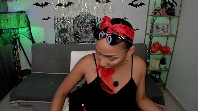 Snapshot of i_lulu chatting on October 2025 11:06:02 PM i lulu online show from October 2025 11:06:02 PM