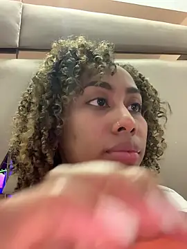 Snapshot of i_lulu chatting on February 2026 02:21:01 AM i lulu online show from February 2026 02:21:01 AM