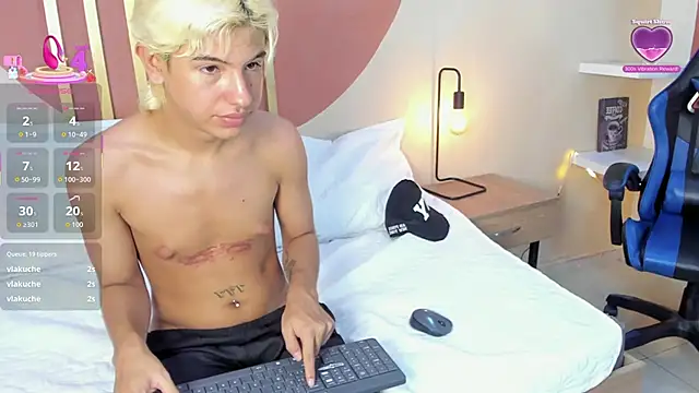 Enrrixxx  online show from September 2025 12:01:02 AM