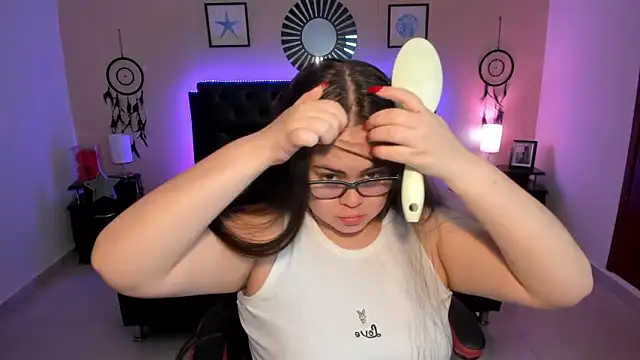 LolaVillalobos online show from March 2026 12:32:02 PM