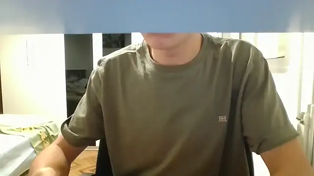 Alexpereezzz online show from November 2025 05:04:01 PM