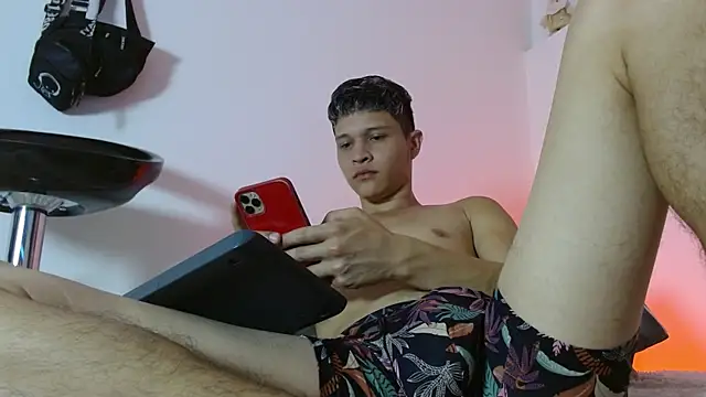 Twinkcock22 online show from April 2026 07:18:01 AM