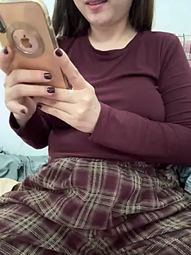 PhuongNhi21 online show from December 2025 02:21:01 PM