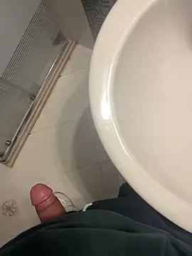 Snapshot of Mbidee chatting on February 2026 01:11:02 PM Mbidee online show from February 2026 01:11:02 PM