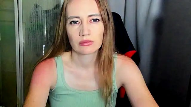 JessFoxxx online show from June 2026 02:56:02 AM