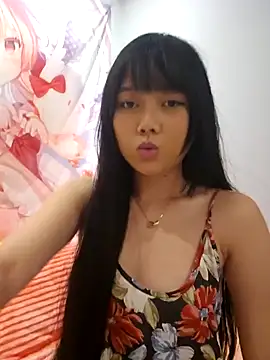 Snapshot of lirz06 chatting on November 2025 03:56:02 PM lirz06 online show from November 2025 03:56:02 PM