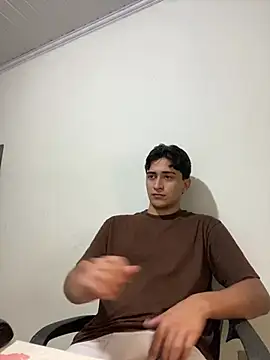 Tavinho067 online show from April 2026 04:38:02 AM