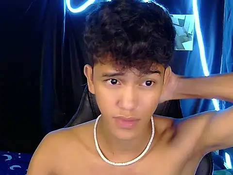 kenbigcockxx online show from March 2026 07:42:01 PM