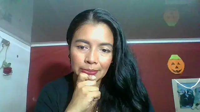 DianaOchoa  online show from November 2025 04:01:02 AM