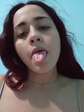 Snapshot of candy__fox_ chatting on December 2025 09:42:01 PM candy fox online show from December 2025 09:42:01 PM