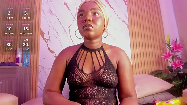 Snapshot of Eva_Johnss chatting on December 2025 12:43:02 PM Eva Johnss online show from December 2025 12:43:02 PM