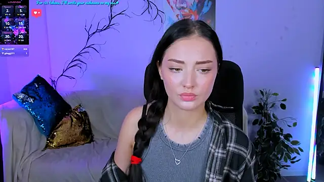 miki-niki online show from October 2025 12:24:01 PM