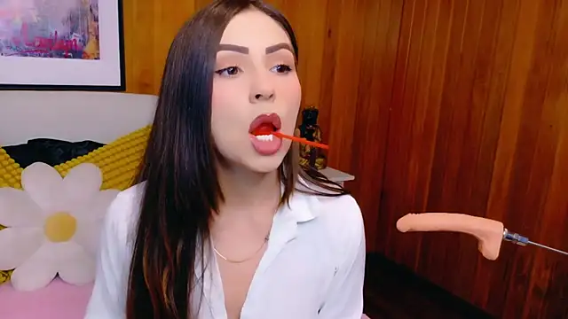 Snapshot of Heraa_Piett chatting on September 2025 07:30:02 PM Heraa Piett online show from September 2025 07:30:02 PM