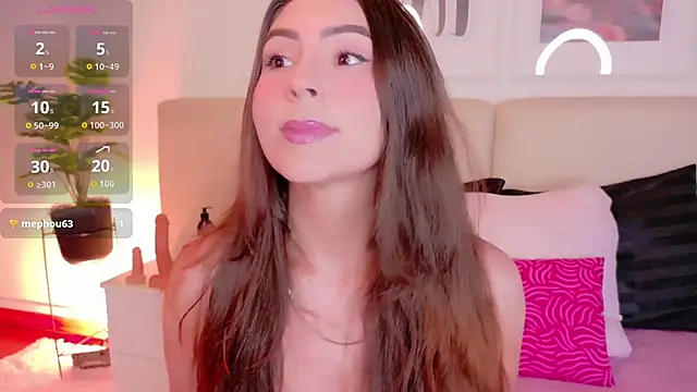 Snapshot of Heraa_Piett chatting on October 2025 12:01:02 PM Heraa Piett online show from October 2025 12:01:02 PM