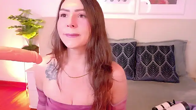 Snapshot of Heraa_Piett chatting on November 2025 12:04:01 PM Heraa Piett online show from November 2025 12:04:01 PM