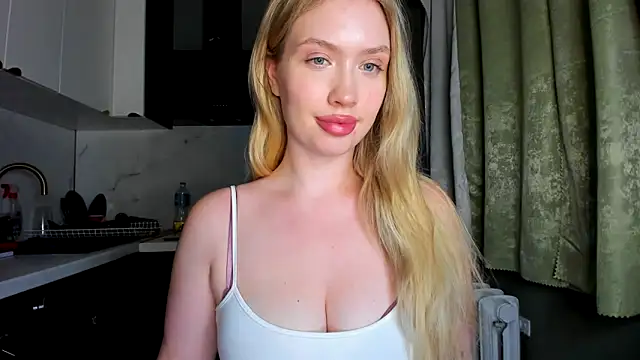 NicoleRiccii online show from October 2025 08:07:01 PM