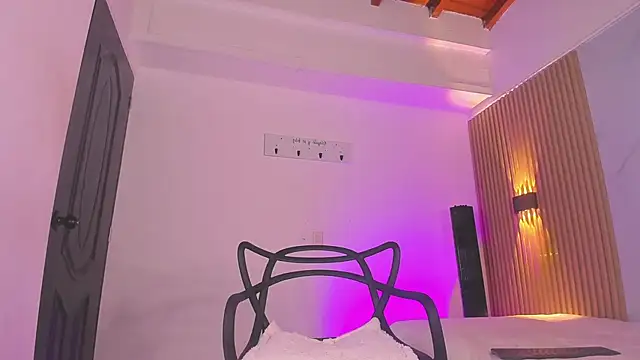 austin rouse online show from November 2025 08:33:02 PM