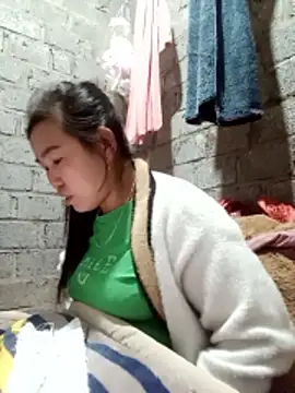 jienrrr online show from November 2025 02:32:02 PM