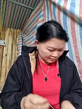 yoowwmr online show from November 2025 02:58:02 AM