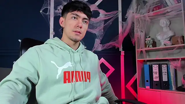 Snapshot of etham_wolf_ chatting on November 2025 11:54:01 AM etham wolf online show from November 2025 11:54:01 AM