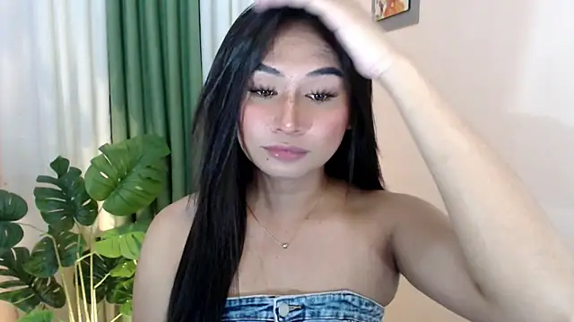 annathompsonxx online show from October 2025 03:53:01 PM