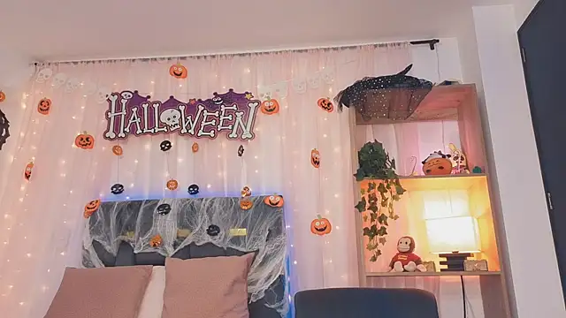 Snapshot of anitaglow chatting on October 2025 07:42:02 PM anitaglow online show from October 2025 07:42:02 PM