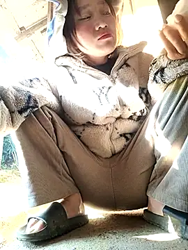 Snapshot of Zhan99999 chatting on January 2026 02:17:01 AM Zhan99999 online show from January 2026 02:17:01 AM