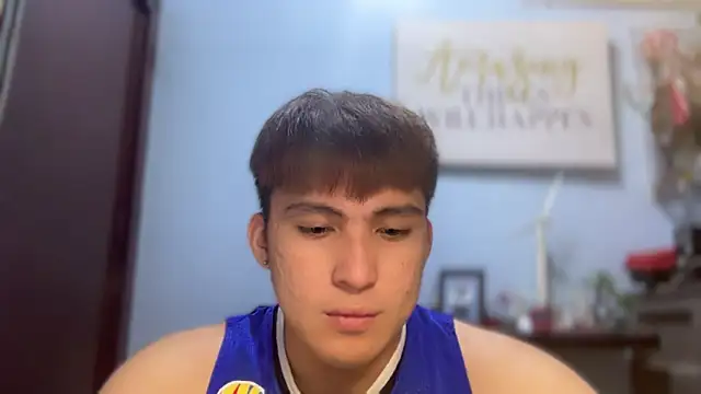 Snapshot of lovely_jay chatting on October 2025 07:03:02 PM lovely jay online show from October 2025 07:03:02 PM