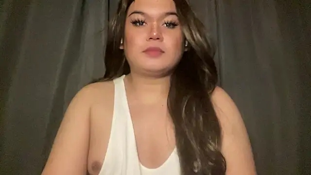 RedHead Thalia online show from June 2026 10:04:02 PM