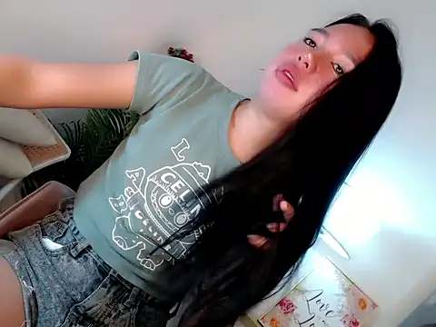 kimbratx online show from May 2026 10:39:01 PM