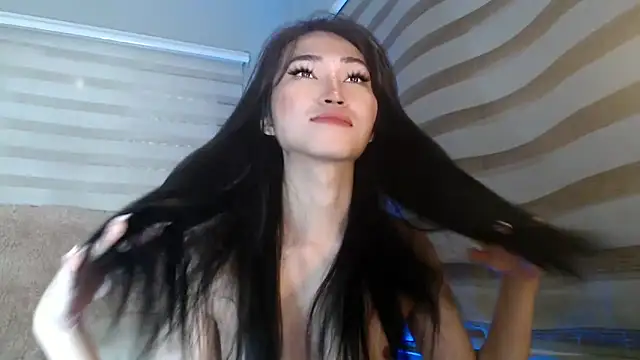 Snapshot of lovelychanel69xx chatting on October 2025 10:52:01 PM lovelychanel69xx online show from October 2025 10:52:01 PM