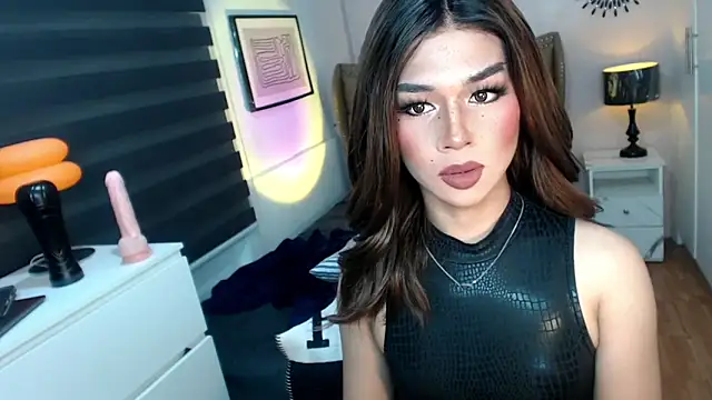 solana imani online show from October 2025 04:28:01 PM