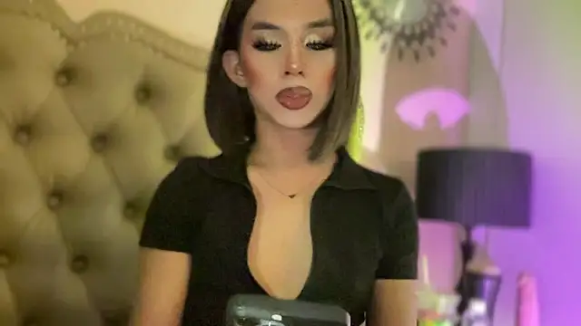 solana imani online show from March 2026 01:43:02 PM