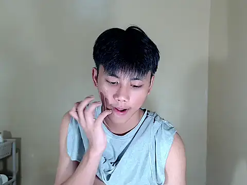 Snapshot of ynotyu chatting on November 2025 03:23:01 PM ynotyu online show from November 2025 03:23:01 PM