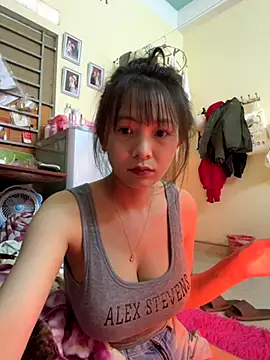 Snapshot of Aghenh chatting on November 2025 05:06:02 AM Aghenh online show from November 2025 05:06:02 AM