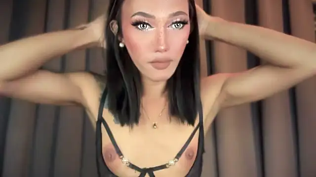 Snapshot of Lust-sluttymira chatting on November 2025 01:06:02 AM Lust-sluttymira online show from November 2025 01:06:02 AM