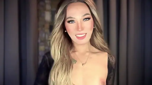 Snapshot of Lust-sluttymira chatting on November 2025 02:50:01 PM Lust-sluttymira online show from November 2025 02:50:01 PM