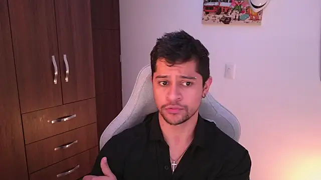 domsantiago  online show from November 2025 03:19:02 AM