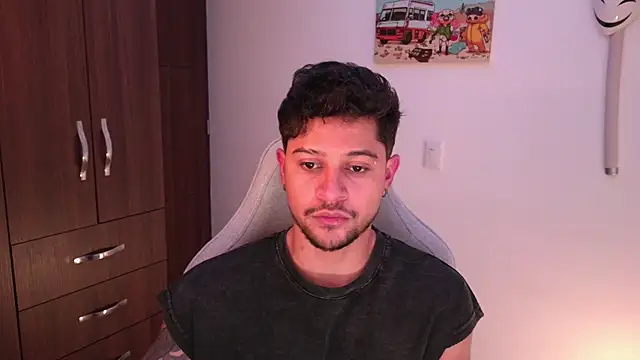 Snapshot of domsantiago_ chatting on December 2025 02:41:02 AM domsantiago online show from December 2025 02:41:02 AM