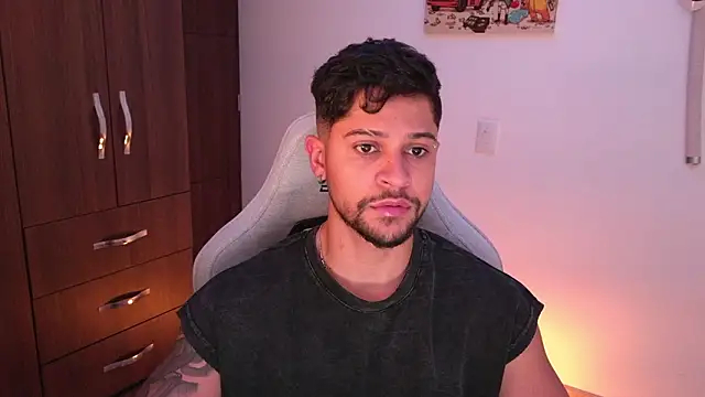 Snapshot of domsantiago_ chatting on February 2026 03:34:02 AM domsantiago online show from February 2026 03:34:02 AM