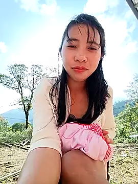 Snapshot of emaame68 chatting on October 2025 01:38:01 AM emaame68 online show from October 2025 01:38:01 AM