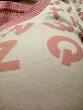 Snapshot of emaame68 chatting on December 2025 01:04:02 PM emaame68 online show from December 2025 01:04:02 PM