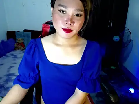 Urassiansweetcummer online show from April 2026 02:38:01 AM