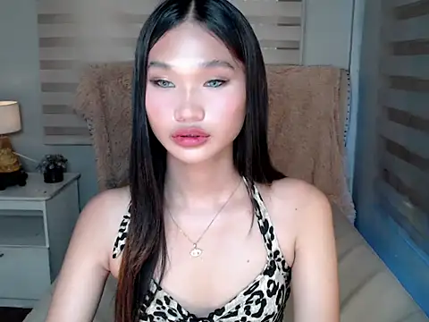 universal slutt online show from October 2025 04:25:02 PM