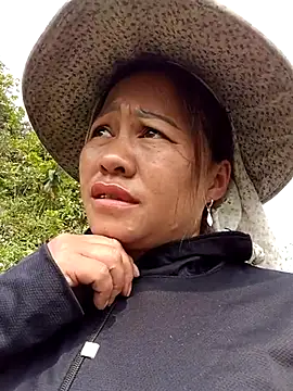 Phiphi135 online show from April 2026 02:54:01 AM