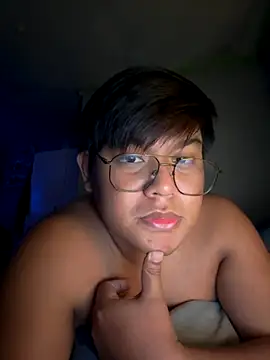 Snapshot of red_libraxxx chatting on October 2025 07:03:02 PM red libraxxx online show from October 2025 07:03:02 PM